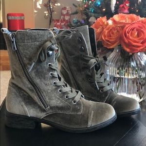 Brand NEW Velvet Army Green combat boots 💚